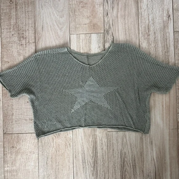 Olive Green Knit Star Top - Picture 2 of 3